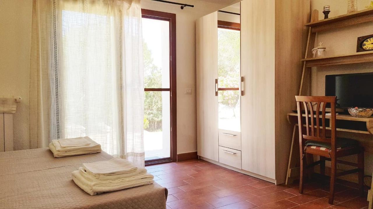 B&B Bell'alba Santa Teresa Gallura Exteriör bild